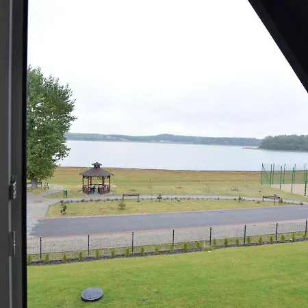 Cottage By Kiedrowickie Lake With Boat Access Feriehus Kiedrowice